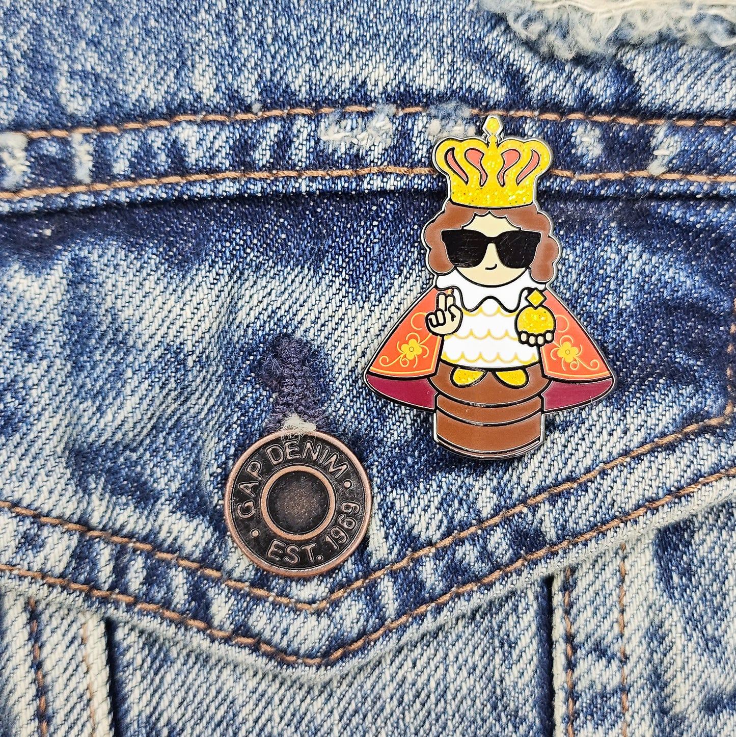 Santo Niño Shades Enamel Pin